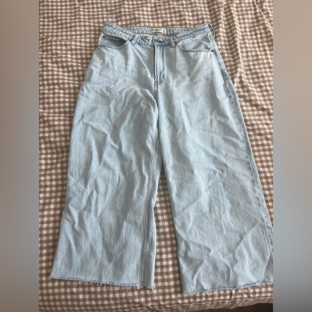 Abercrombie crop wide leg high rise